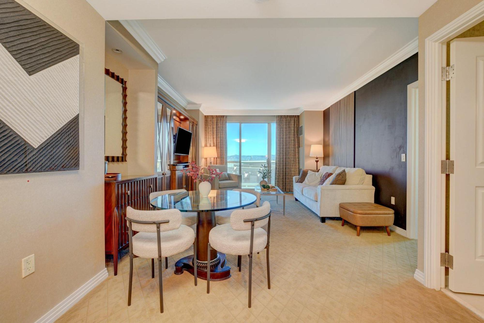 Luxurious 1 Bd/2Bth Premium Suite Mgm Signature W/Balcony 라스베이거스 외부 사진
